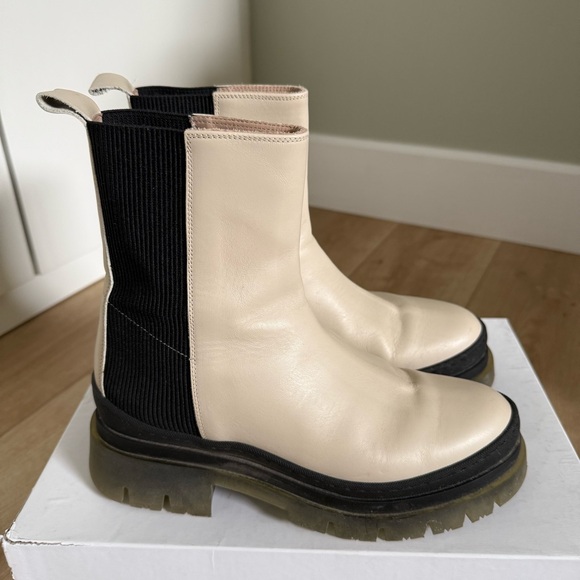 Maguire Shoes - Maguire Sienna Cream Chelsea Lug Sole Boots - Women's Leather Boots